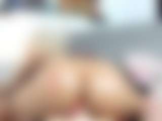 Live cam show with Julieta-Coopeer - Privateshow on Soda Cam