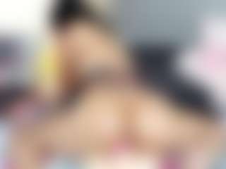 Live cam show with Julieta-Coopeer - Spanish on intimatelivegirls.com | colombia