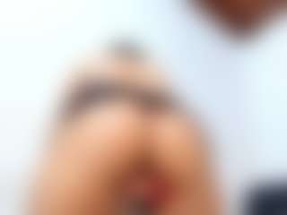 Live cam show with Julieta-Coopeer - Petite on SinfulBabes