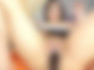 Live cam show with Julieta-Coopeer - Flexible on Mixed Magazine Live