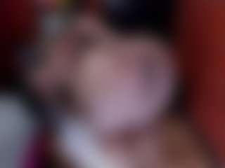 Laura Hills's Live Sex Cam Show