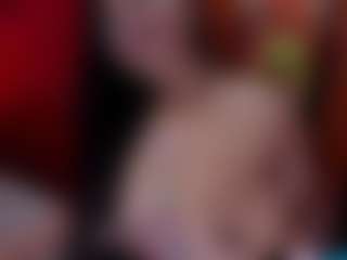 Laura Hills's Live Sex Cam Show