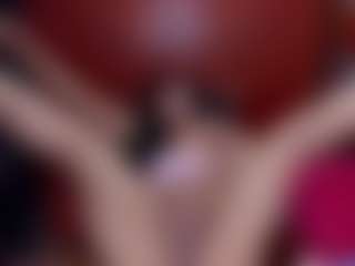 Live cam show with Laura Hills - Role Play MILF on https://playwithruby.com
