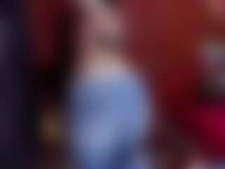 Laura Hills's Live Sex Cam Show