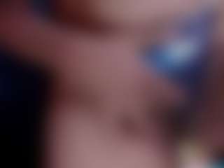 Laura Hills's Live Sex Cam Show
