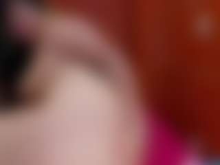 Laura Hills's Live Sex Cam Show