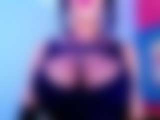 LunitaBitch big cock's Live Sex Cam Show