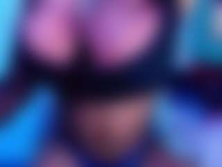 Live cam show with LunitaBitch big cock - Spank on googirlz