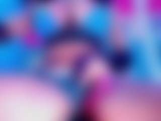 Show de cam en vivo con LunitaBitch big cock - Smoking en Camsoda