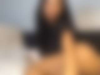 Live cam show with AsianBaddie - Asian Curvy on CamwithHer