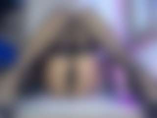 Live cam show with CATALINABROWNs - HD on Soda Cam