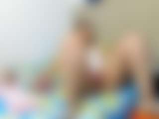 Chloemiller89's Live Sex Cam Show