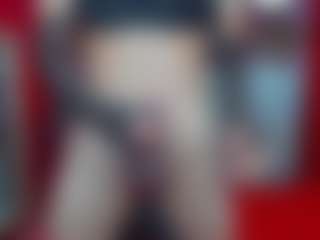 ClarinePein's Live Sex Cam Show