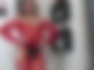 Эротическое вебкам-шоу KIARAQUEENS в прямом эфире