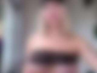 Live cam show with Megan-Ros - Cosplay Blonde Hair on live.xbliss.ai