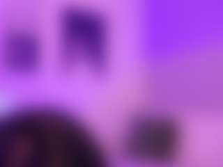 Live cam show with Violetta-Nur - Moan on Camsoda