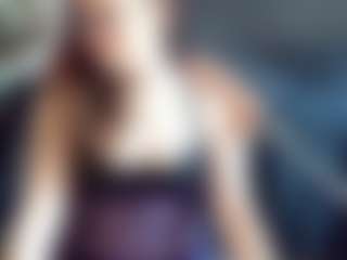 Live cam show with PrincessAlaska1 - Control on MyBangCams