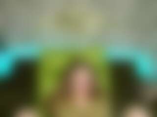 BlondyLux's Live Sex Cam Show