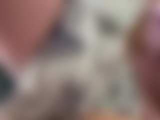 Elza Kom's Live Sex Cam Show
