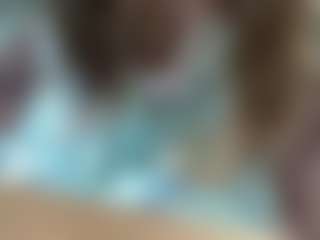 Live cam show with Elza Kom - Genital Piercings on Soda Cam