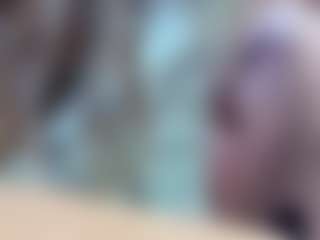 Elza Kom's Live Sex Cam Show