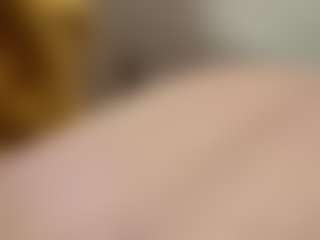 Elza Kom's Live Sex Cam Show