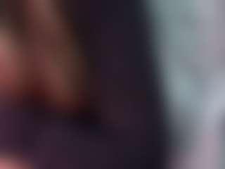 Elza Kom's Live Sex Cam Show