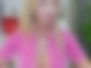 Live cam show with LadyLeea - Granny on Camsoda