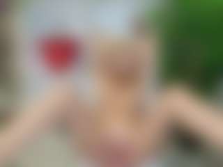 Live cam show with LadyLeea - Granny Blonde Hair on Nude Live Now