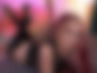 Live cam show with CindeFucknRella - Double Penetration on StripNow