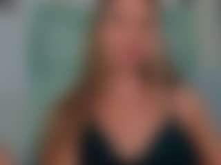 F1oraa's Live Sex Cam Show