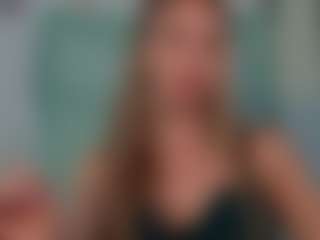 F1oraa's Live Sex Cam Show