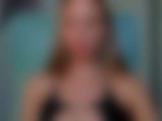 Live cam show with F1oraa - Glasses on Camsoda