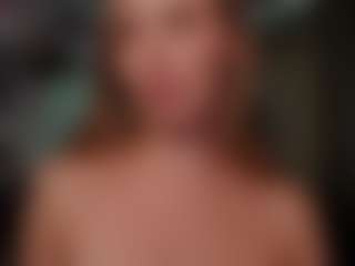 F1oraa's Live Sex Cam Show