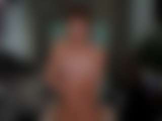 F1oraa's Live Sex Cam Show