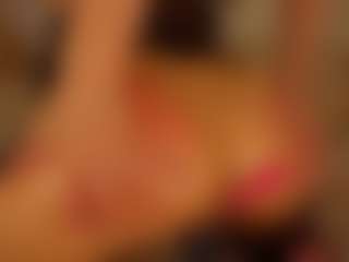 Live cam show with MileyRius - Shaved Pussy on CamClone