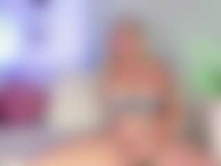 TheQueensHot's Live Sex Cam Show