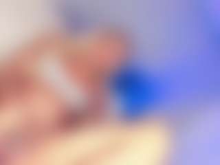 TheQueensHot's Live Sex Cam Show