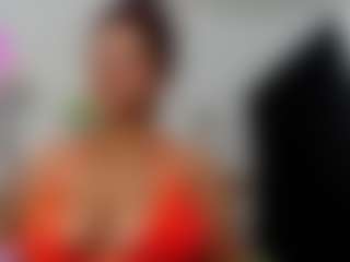 Live cam show with yosselin23 - Ebony on CamwithHer