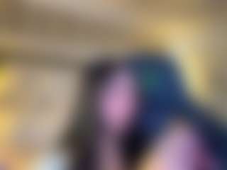 MarianaBranz's Live Sex Cam Show
