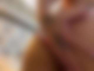 MarianaBranz's Live Sex Cam Show