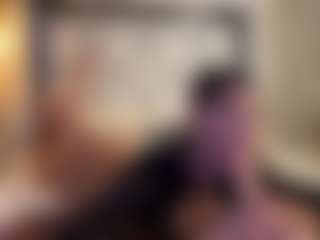 Live cam show with MarianaBranz - Ebony on CamwithHer