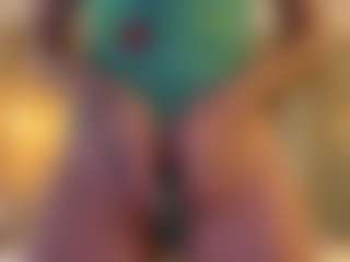 MarianaBranz's Live Sex Cam Show