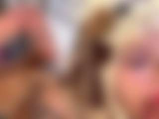 MarianaBranz's Live Sex Cam Show