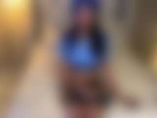 MarianaBranz's Live Sex Cam Show