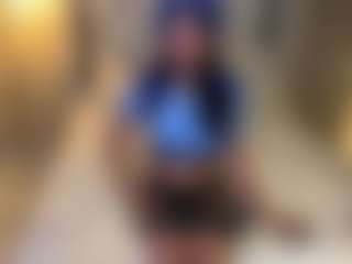 MarianaBranz's Live Sex Cam Show