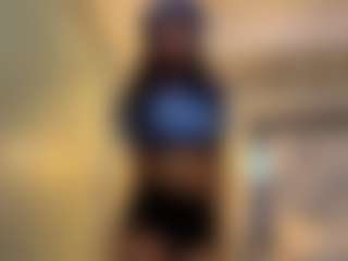 MarianaBranz's Live Sex Cam Show