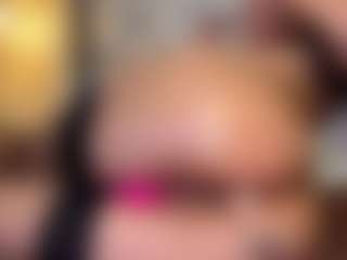 MarianaBranz's Live Sex Cam Show
