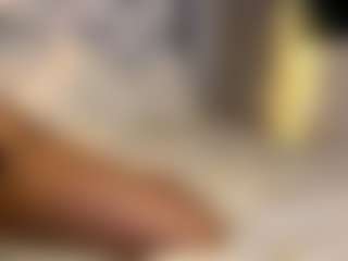 MarianaBranz's Live Sex Cam Show