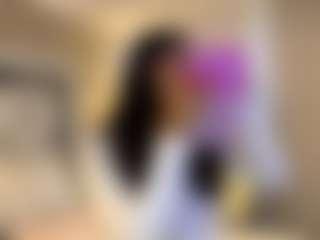 MarianaBranz's Live Sex Cam Show